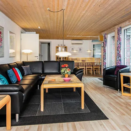 4 Star Holiday Home In Oksbol * Oster Vrogum
